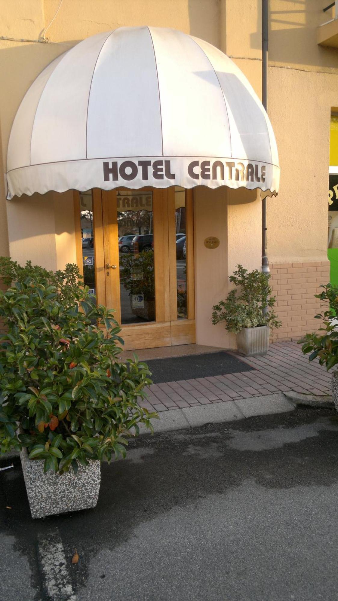 Hotel Centrale Argenta Екстериор снимка